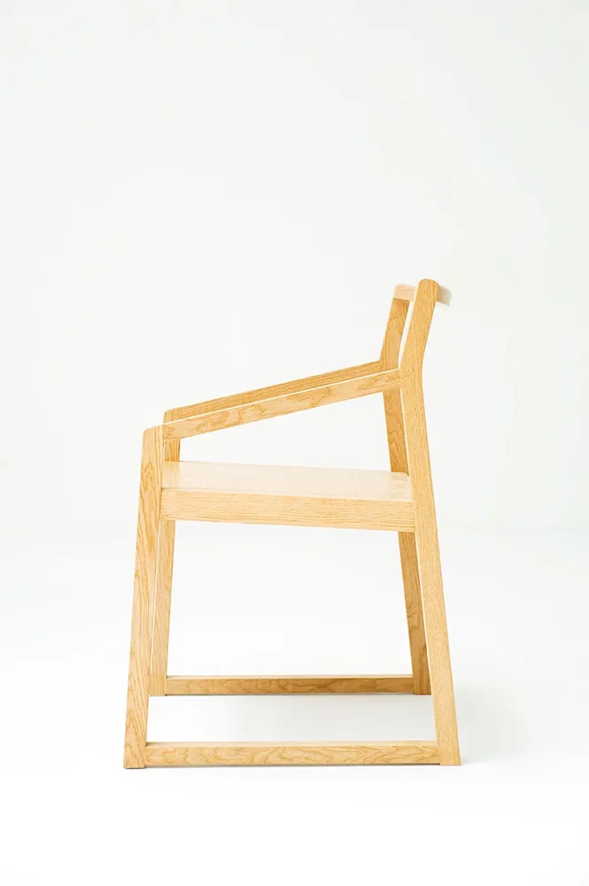 LEIF CHAIR 01 1