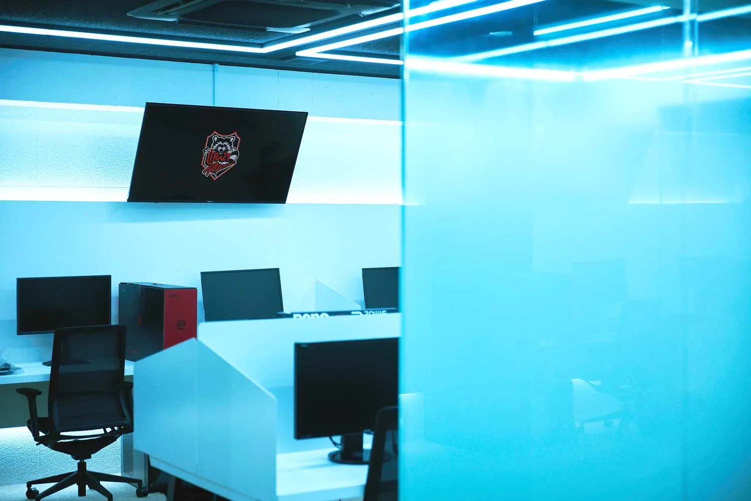 Akihabara esports cafe 2
