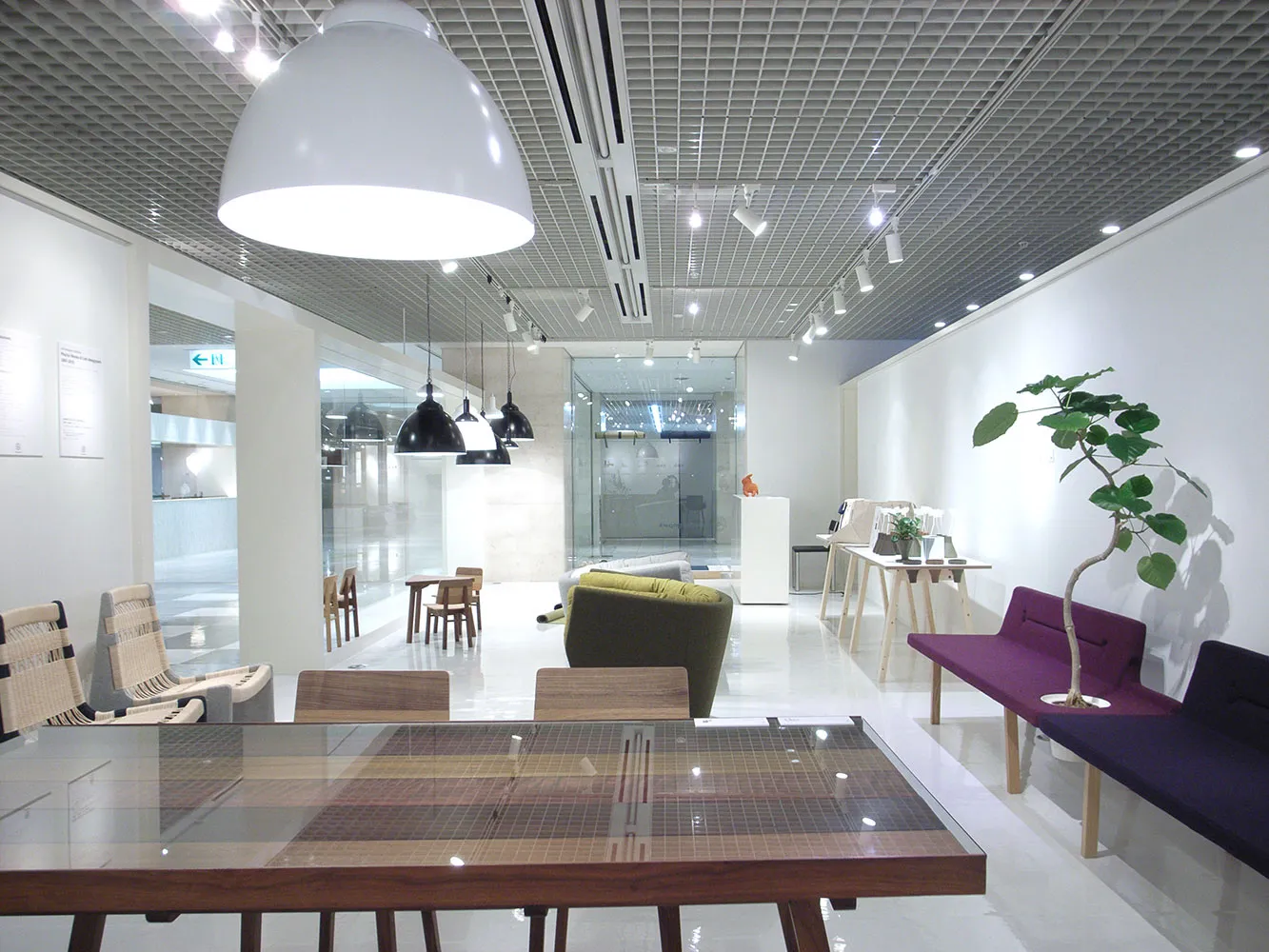 LIVING DESIGN CENTER OZONE 2010 2