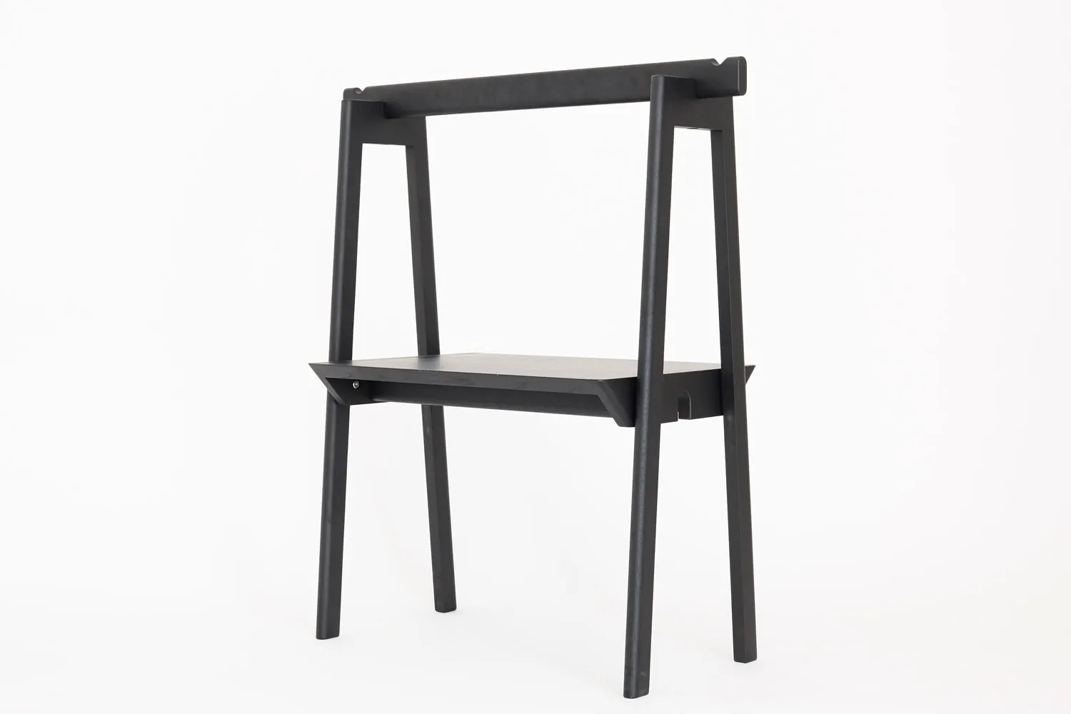 Teto stacking shelf 3