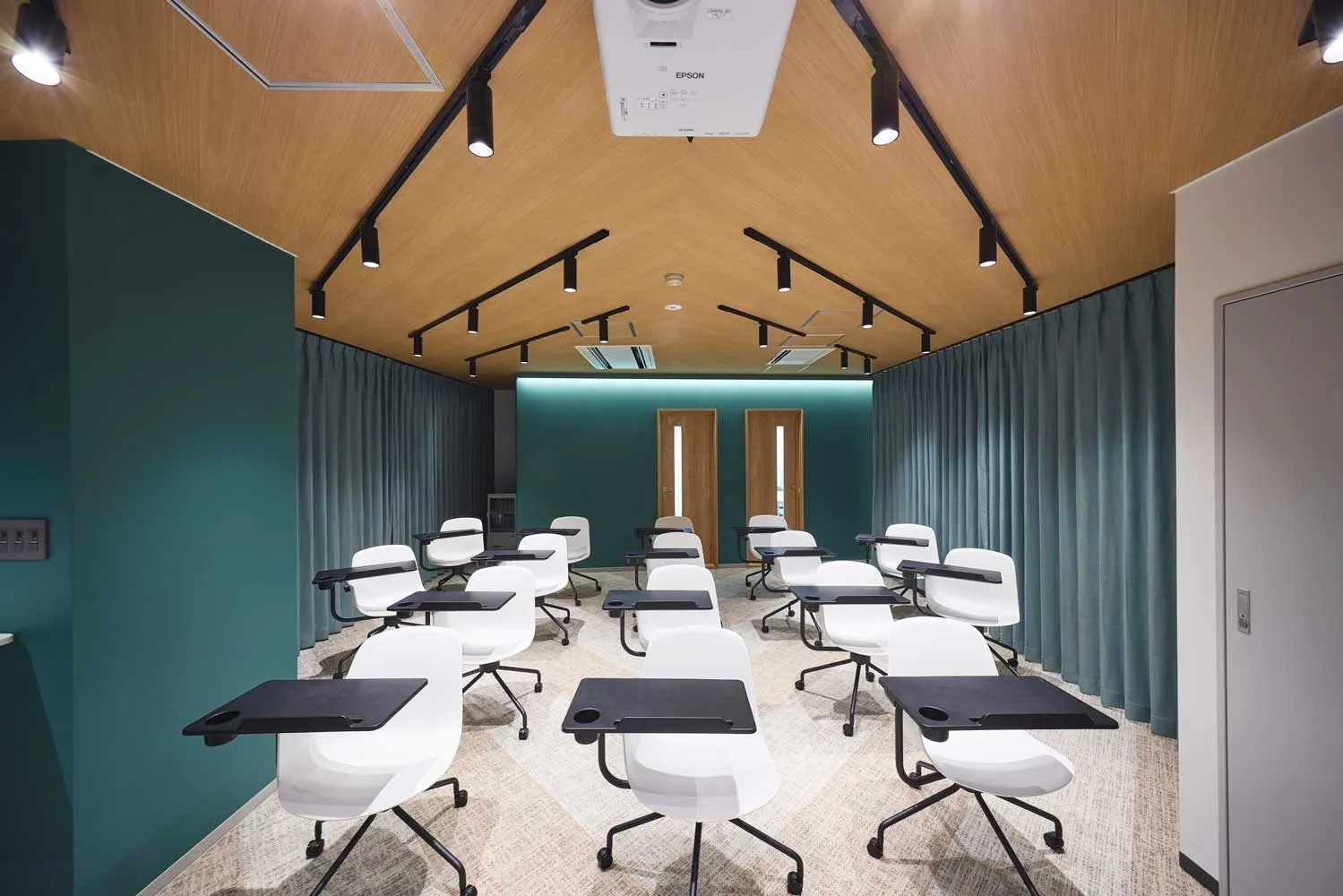 kaeka tsukiji office 3