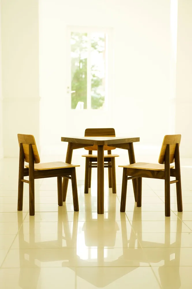 TONE KIDS TABLE 4