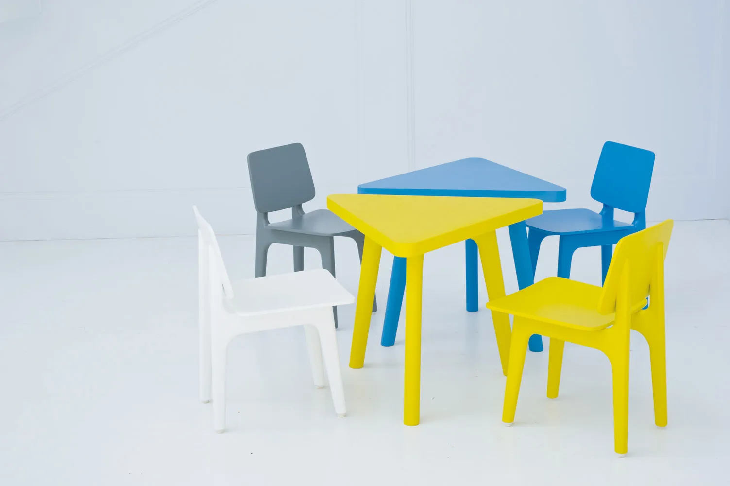TONE KIDS TABLE – PAINTED 5