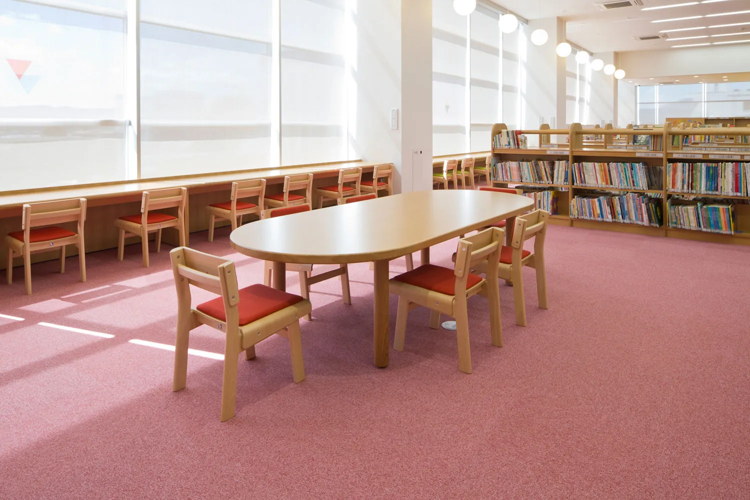 LIB CHAIR JUNIOR 01 / 02 6