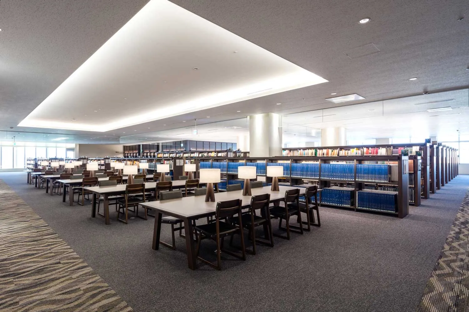 Lib Chair in Okinawa Prefectural Library 7