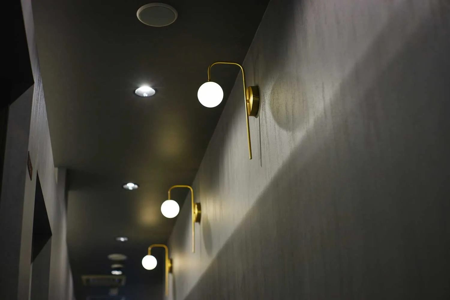KAMIYACHO DENTAL OFFICE 7