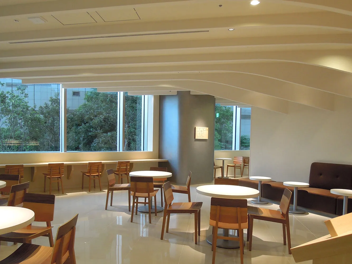 ARK HILLS SENGOKUYAMA MORI TOWER | REFRESH ROOM 9