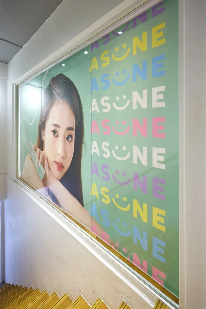 ASUNE POPUP STORE 9